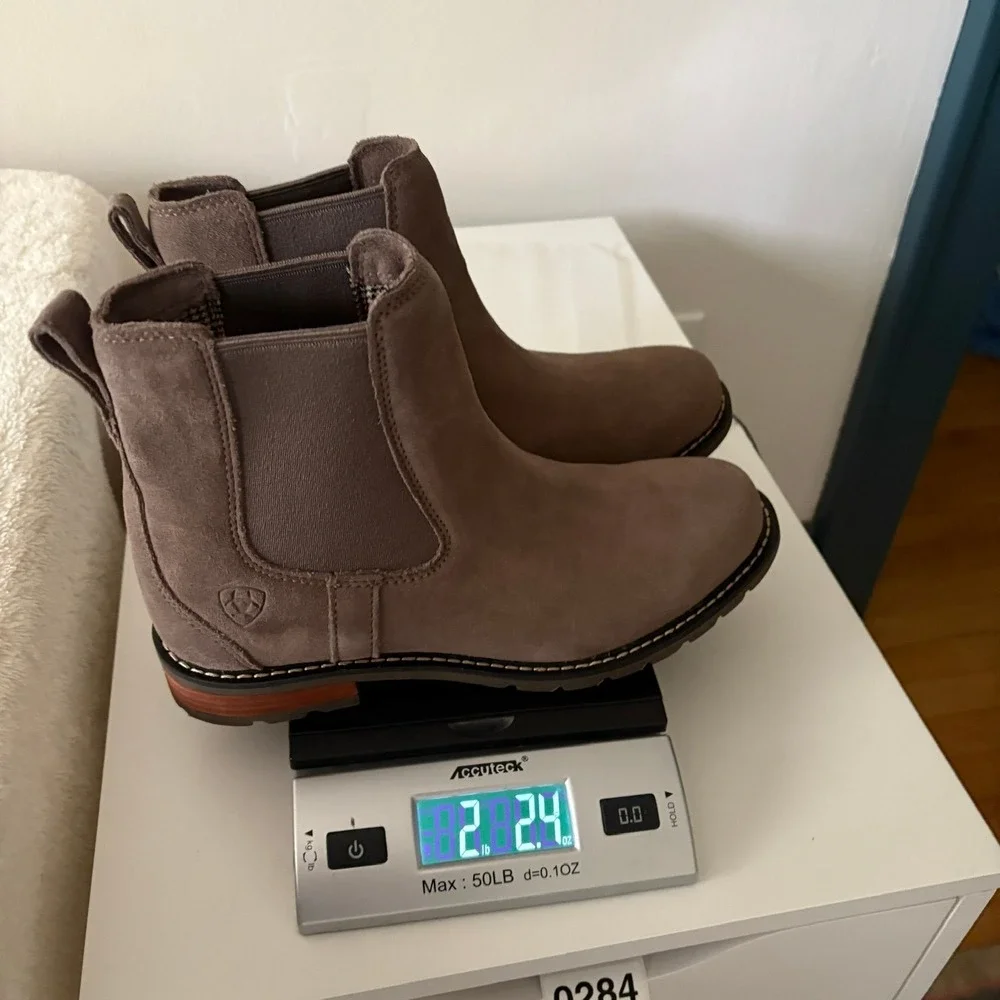 Ariat new without
